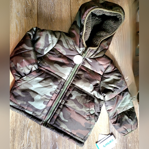 Carter's boys camoflauge puffer jacket with faux fur hood Size 2T - Picture 2 of 13